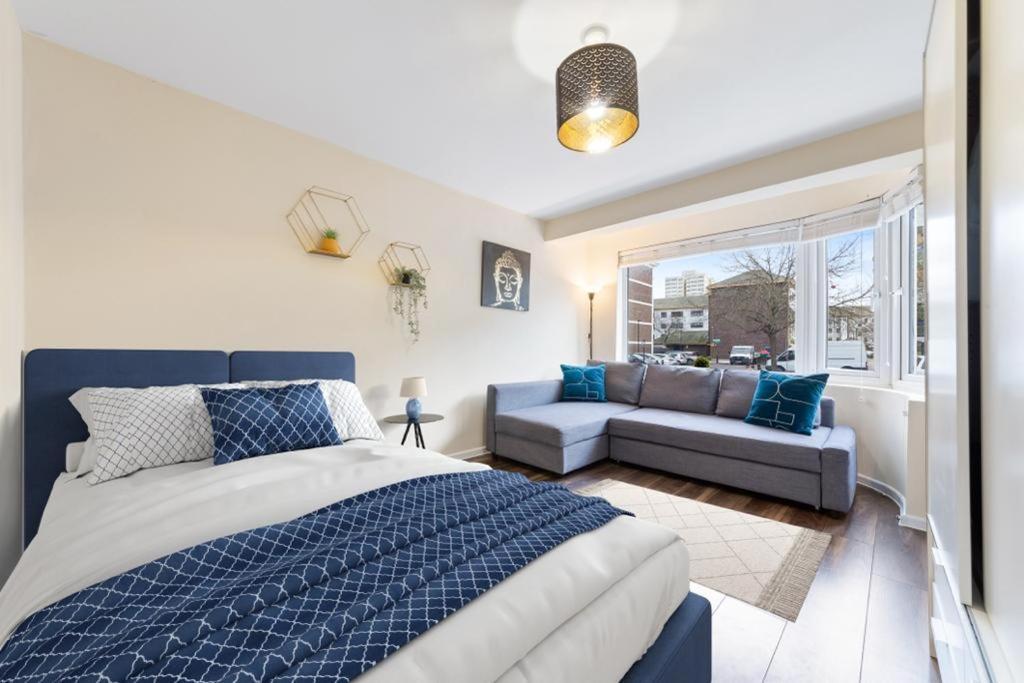 Isleworth Suites - Tw7 エクステリア 写真